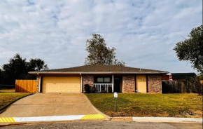D’s Retreat 3Bdrm 2Ba - Your Home Away From Home